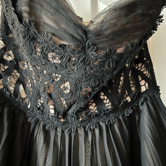 Vintage Betsey Johnson Black Lace Strapless Pleated Chiffon Cocktail Dress - Picture 5 of 9